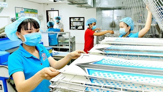 GDP growth to hit 8 percent this year in base-case scenario: Official ảnh 1 GDP growth to hit 8 percent this year in base-case scenario: Official ảnh 1