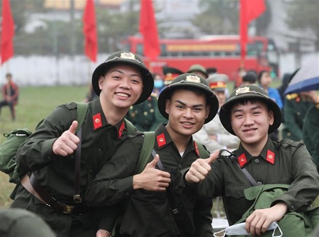 Young people depart for military service in Hanoi. (Photo: VNA)