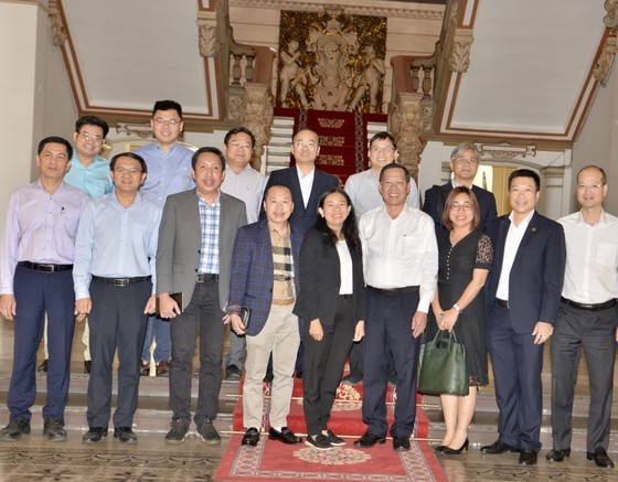 Delegates pose for a photo at the conference. (Photo: SGGP)