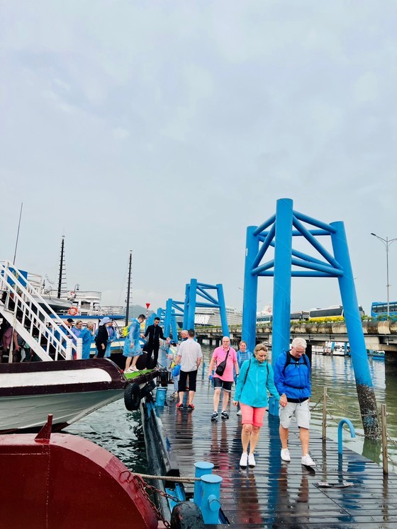 Approximately 1,000 German tourists will visit HCMC and participate in unique tours organized by Saigontourist Travel to explore the Mekong Delta.