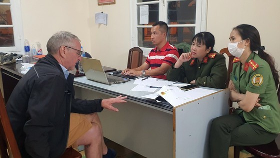 Kenter JacoBus Johansen at the police station Kenter JacoBus Johansen at the police station