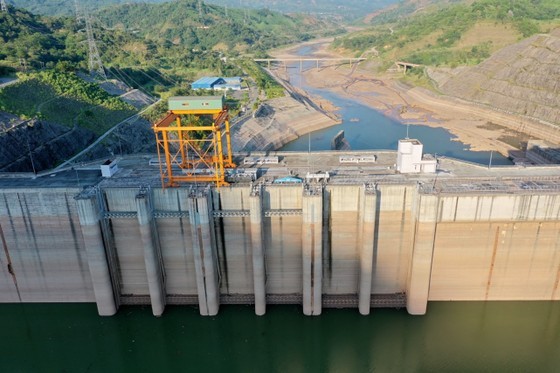 The Lai Chau Hydroelectric Plant (1,200 MW) is also operating below the dead water level.