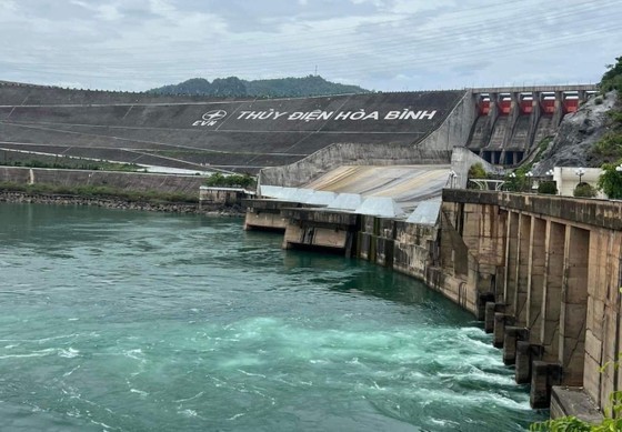 Despite the rainfall in the upper catchment areas of hydroelectric reservoirs, there is a need to ramp up their operations to meet the increasing electricity demand.