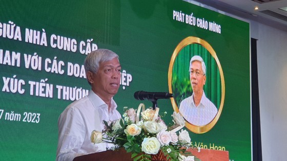 Mr. Vo Van Hoan, Vice Chairman of the People's Committee of Ho Chi Minh City, speaks at the event. Mr. Vo Van Hoan, Vice Chairman of the People's Committee of Ho Chi Minh City, speaks at the event.