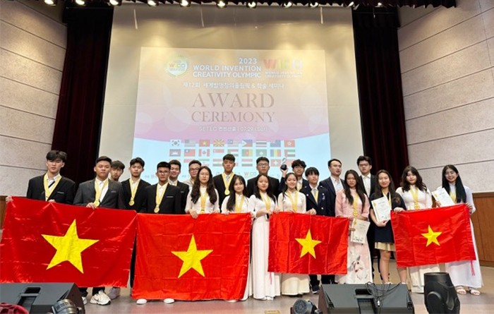 Hanoi students bag gold medals at World Invention Creativity Olympic 2023 (Photo: cand.com.vn) Hanoi students bag gold medals at World Invention Creativity Olympic 2023 (Photo: cand.com.vn)