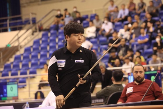 Korean billard player Cho Myung Woo Korean billard player Cho Myung Woo