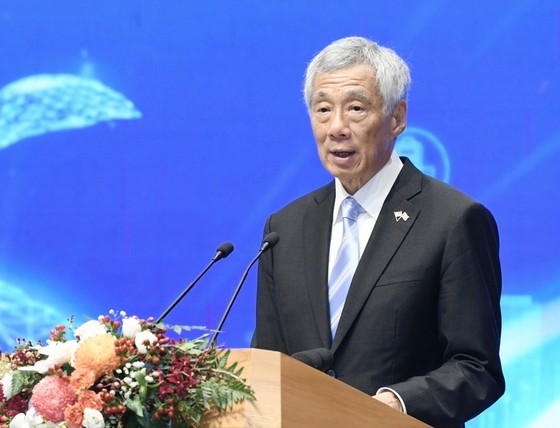 Singaporean Prime Minister Lee Hsien Loong speaks at the event. (Photo: SGGP) Singaporean Prime Minister Lee Hsien Loong speaks at the event. (Photo: SGGP)