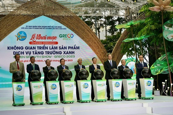 The opening ceremony of the Green Growth Show 2023 on September 13 at Lam Son Park The opening ceremony of the Green Growth Show 2023 on September 13 at Lam Son Park