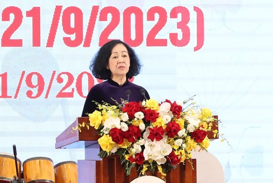 Truong Thi Mai, chairwoman of the Vietnam-Japan Friendship Parliamentarians' Group, speaks at the ceremony. (Photo: SGGP) Truong Thi Mai, chairwoman of the Vietnam-Japan Friendship Parliamentarians' Group, speaks at the ceremony. (Photo: SGGP)