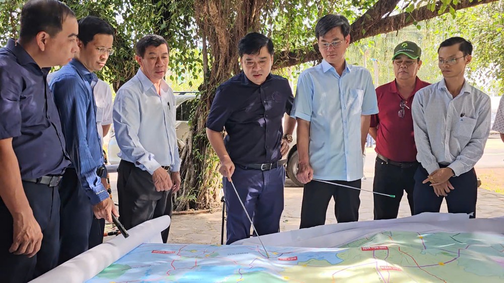 r5b-577-4104.jpg.jfif