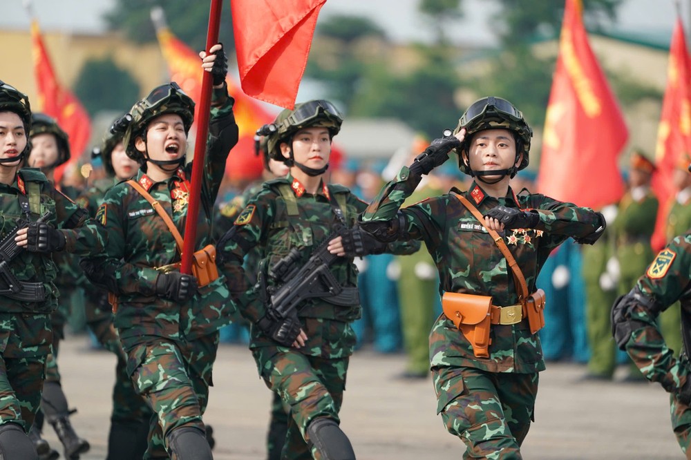 z6493977339626-c477f5a277e54159037e29454092d9ad-2592-4979.jpg.jfif