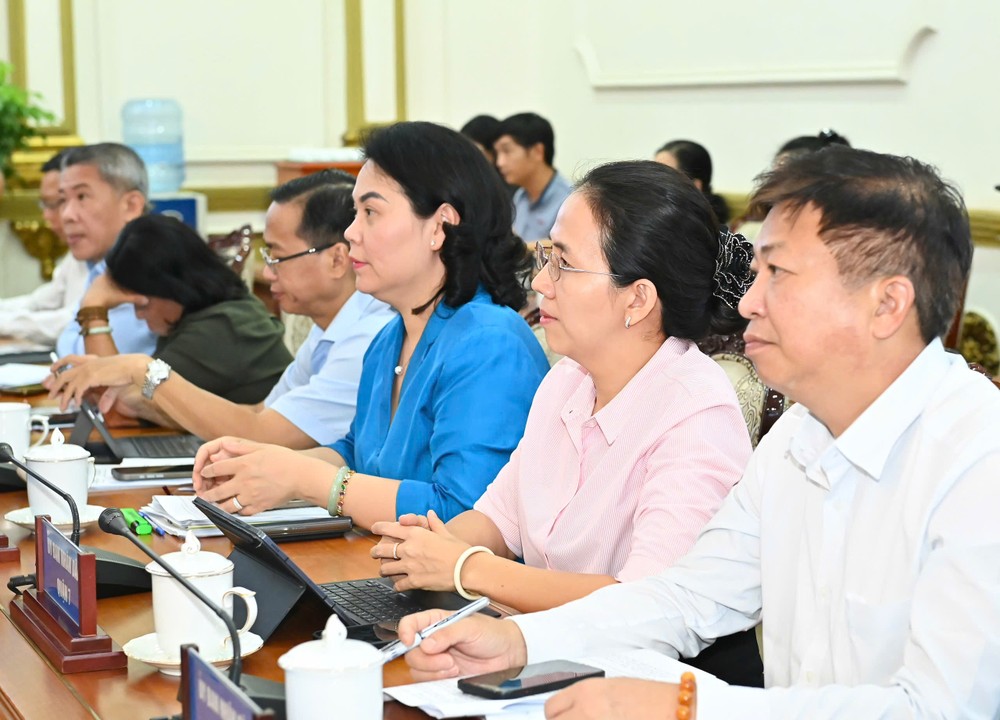 z6666582294754-b35282aca41176aa297f387ba09c2797-5998-290.jpg.jfif