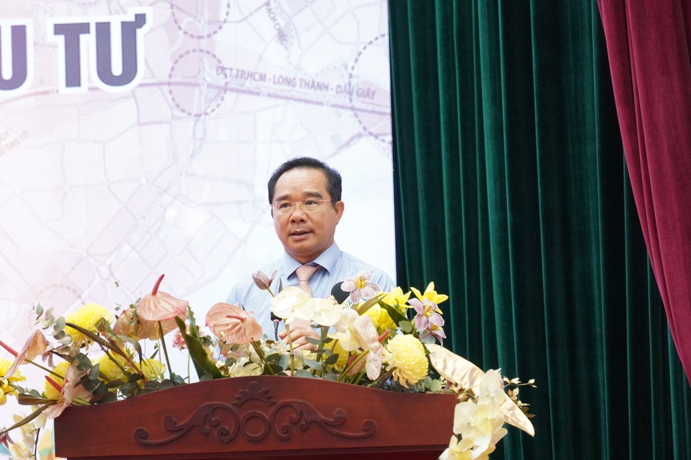 HCMC Chairman Nguyen Van Duoc delivers his remarks. 6hh07554-3427-5416.jpg.jpg