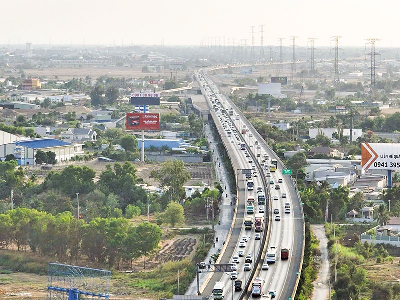 The HCMC–Trung Luong–My Thuan Expressway 1000005779-8580-208.jpg.jpg