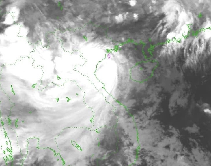 Satellite image of storm No.3 moving gradually onto the Northern and North-Central mainland. img-0636-8116-7338.jpeg.jpg