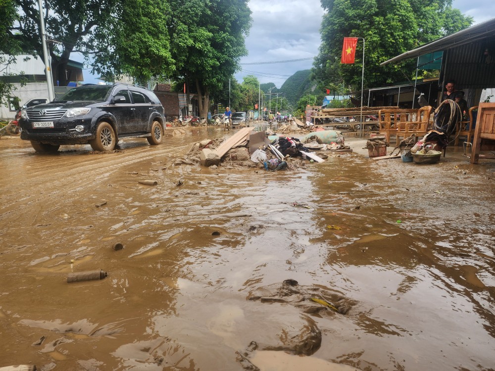 The scene after the historic flood in Tien Thanh Hamlet 20250724-161126-3033-2797.jpg.jpg