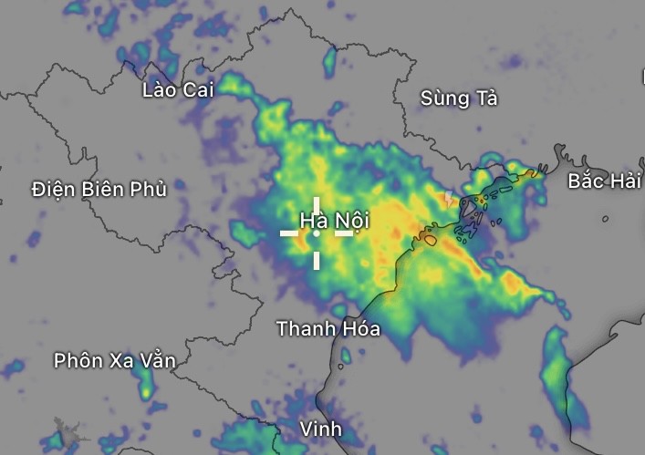 A vast cloud mass continues to bring prolonged rainfall over Hanoi, as captured in a satellite image taken at 7:40 a.m. today, August 27. img-1892-8279-6388.jpeg.jpg