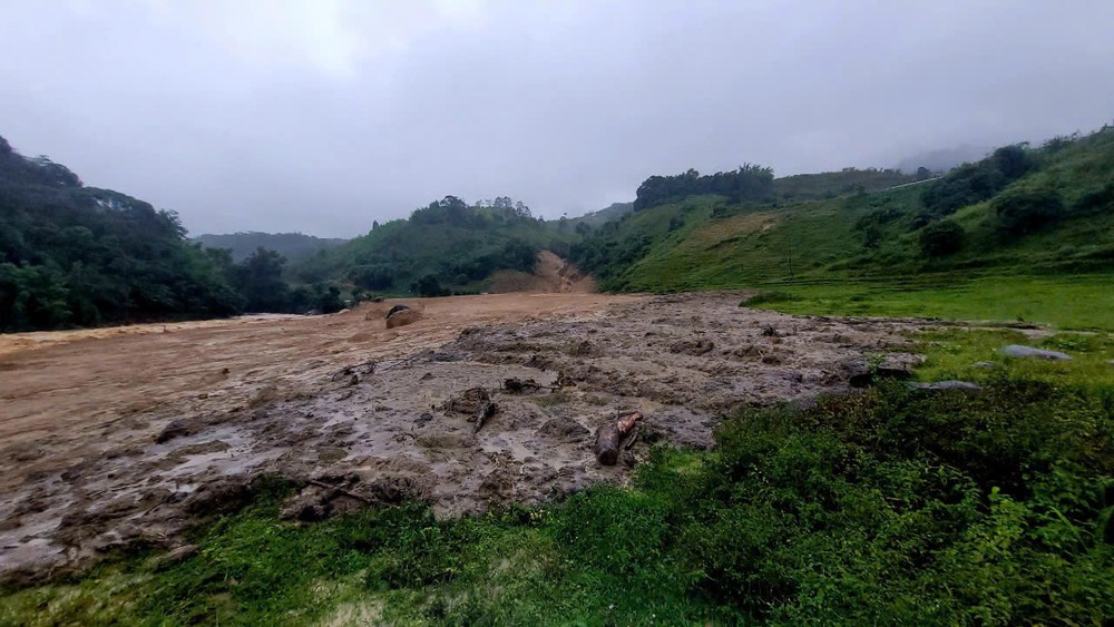 The landslide-affected area c29c68ee1875952bcc64-8002-8377.jpg.jpg