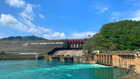 Hoa Binh Hydropower Plant is one of the water suppliers for irrigation purposes in the Northern delta.