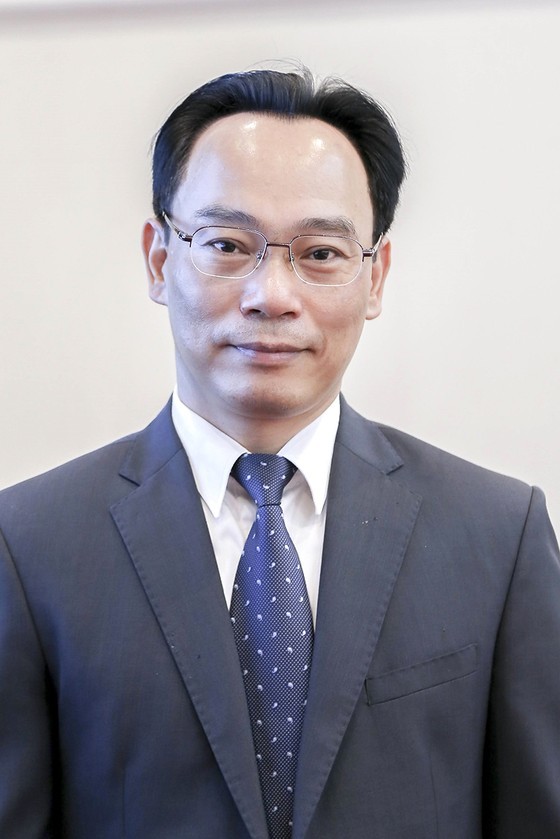 Assoc. Prof. Dr. Hoang Minh Son Assoc. Prof. Dr. Hoang Minh Son