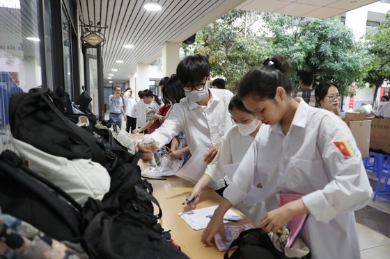 Contestants in Hanoi are ready for the first test