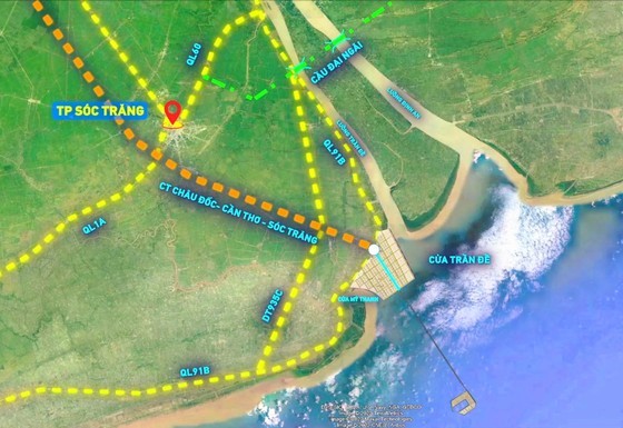 The transport system in the Mekong Delta linking to Tran De Seaport The transport system in the Mekong Delta linking to Tran De Seaport