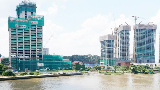 A real estate project near Ba Son Bridge and Metro Route No.1 station (Photo: SGGP) A real estate project near Ba Son Bridge and Metro Route No.1 station (Photo: SGGP)