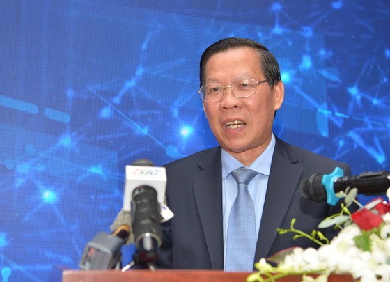 Chairman of the HCMC People’s Committee Phan Van Mai is making his speech in the event (Photo: SGGP)