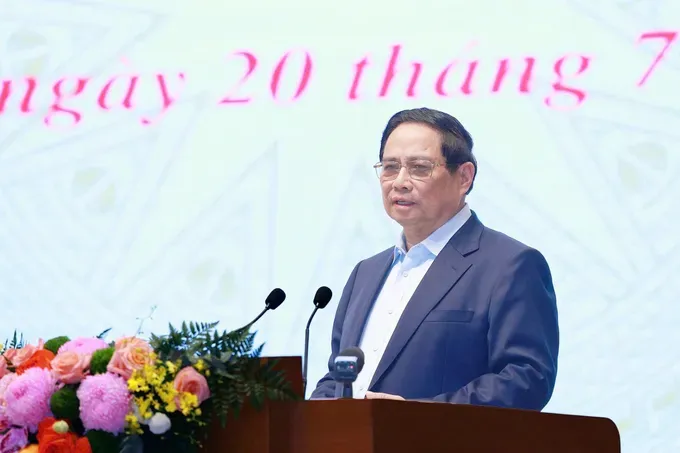 Prime Minister Pham Minh Chinh is delivering his speech at the meeting (Photo: SGGP) 31b.jpg