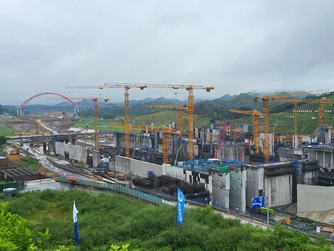 Touring the massive construction site of the Pinglu Canal in Qinzhou City of Guangxi Province 12g.jpg