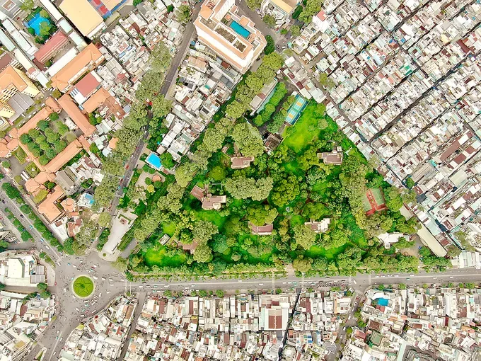 An aerial view of the land plot at 1 Ly Thai To Street, Vuon Lai Ward, HCMC (Photo: SGGP) 30b.jpg