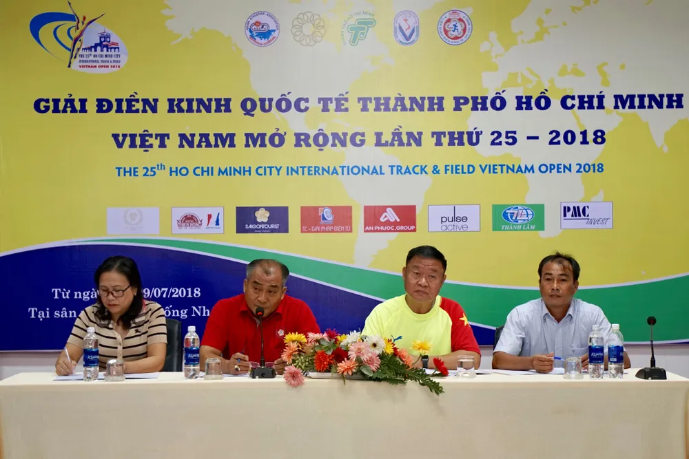 Quang cảnh buổi họp báo Giải điền kinh quốc tế mở rộng năm 2018. Ảnh: Hoàng Hùng