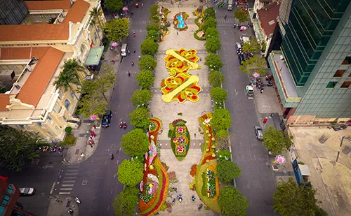 Đường hoa Nguyễn Huệ năm 2019 nhìn từ trên cao ảnh 5 Đường hoa Nguyễn Huệ năm 2019 nhìn từ trên cao ảnh 5