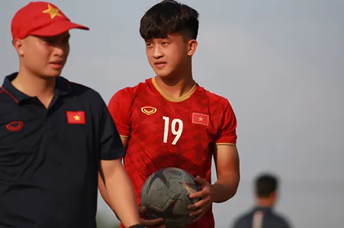 Tiền đạo Trần Danh Trung: “Hot boy” sát thủ ảnh 6