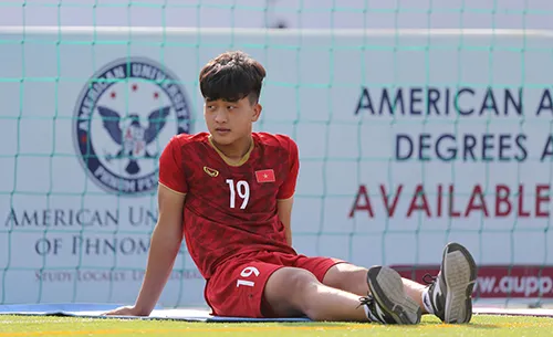 Tiền đạo Trần Danh Trung: “Hot boy” sát thủ ảnh 10