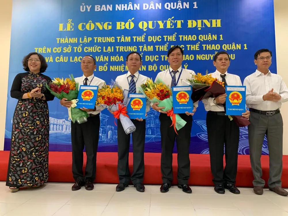 Trao quyết định thành lập Trung tâm Thể dục Thể thao Quận 1 ảnh 1 Trao quyết định thành lập Trung tâm Thể dục Thể thao Quận 1 ảnh 1