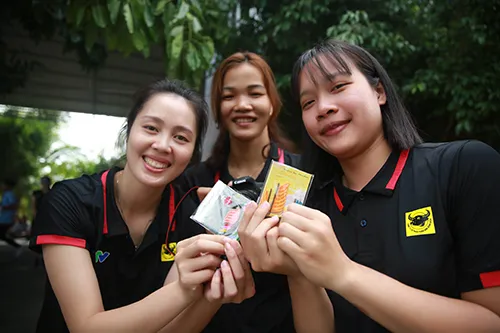 Khoảnh khắc thư giãn của các cô gái bóng chuyền cùng trò chơi dân gian Việt Nam ảnh 10