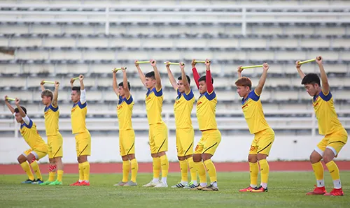  Các tuyển thủ Việt Nam thả lỏng chờ trận chung kết với Cuaracao ảnh 6