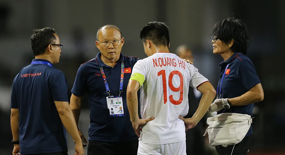 Quang Hải rách cơ, đối diện khả năng sớm chia tay SEA Games 30 ảnh 7 Quang Hải rách cơ, đối diện khả năng sớm chia tay SEA Games 30 ảnh 7