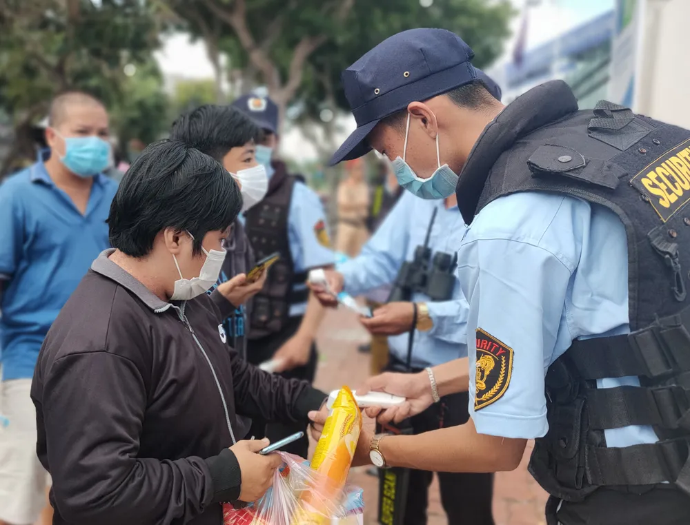 Bóng đá Việt Nam rộn ràng ngày trở lại ảnh 1 Bóng đá Việt Nam rộn ràng ngày trở lại ảnh 1