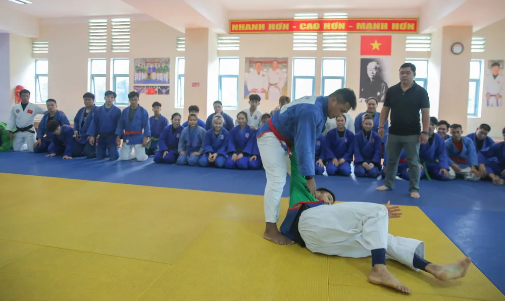 Trung tâm HLTTQG TPHCM: Tăng tốc cho SEA Games 31 ảnh 1