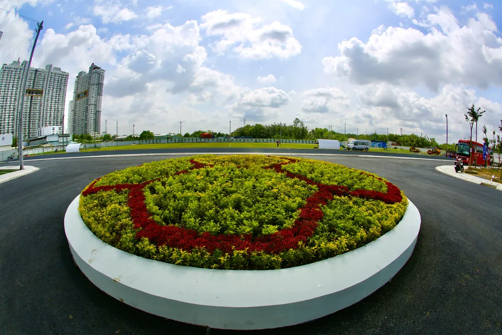 Cận cảnh vẻ đẹp khu phức hợp thể thao quận 7 nơi đội tuyển bóng đá Việt Nam tập luyện ảnh 2