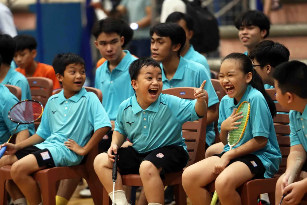 Tay vợt vô địch thế giới Prannoy H.S (Ấn Độ) giao lưu cùng tuyển trẻ cầu lông Thành phố Thủ Đức ảnh 2