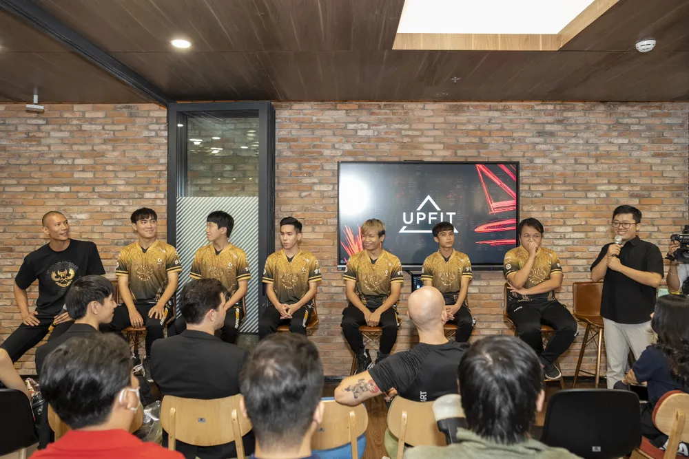 Quang cảnh buổi họp báo Quang cảnh buổi họp báo