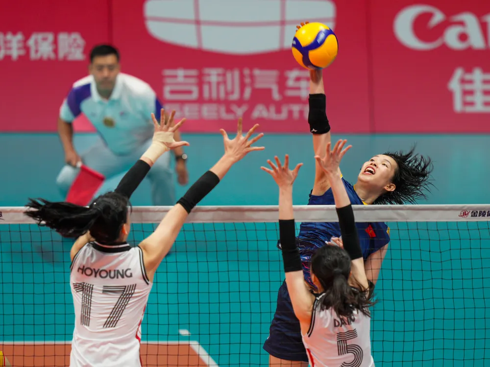 Đội trưởng Trần Thị Thanh Thúy vẫn là tay đập số 1 của Việt Nam khi ghi được tới 24 điểm
