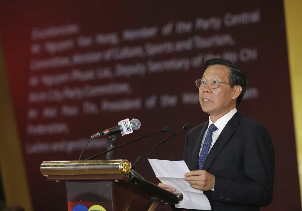 Đồng chí Phan Văn Mãi Chủ tịch UBND TPHCM phát biểu tại buổi lễ khai mạc