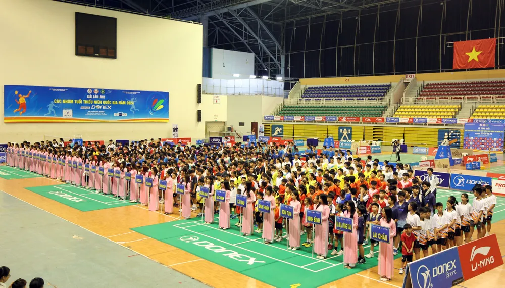 Khai mạc giải cầu lông các nhóm tuổi Quốc gia 2024: Gần 700 VĐV về tham dự giải. Ảnh: Quỳnh Mai
