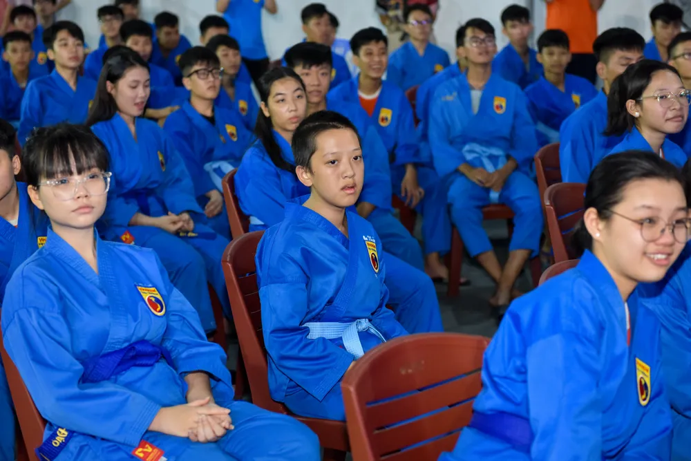 Các võ sinh Vovinam Việt Nam trong khoá huấn luyện đặc biệt tại trường IVS TPHCM. EDK_6350.JPG