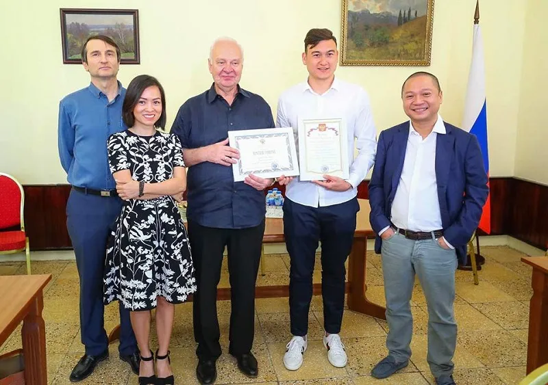 Thủ môn Đặng Văn Lâm sang Thái Lan hội quân cùng Muangthong United ảnh 1