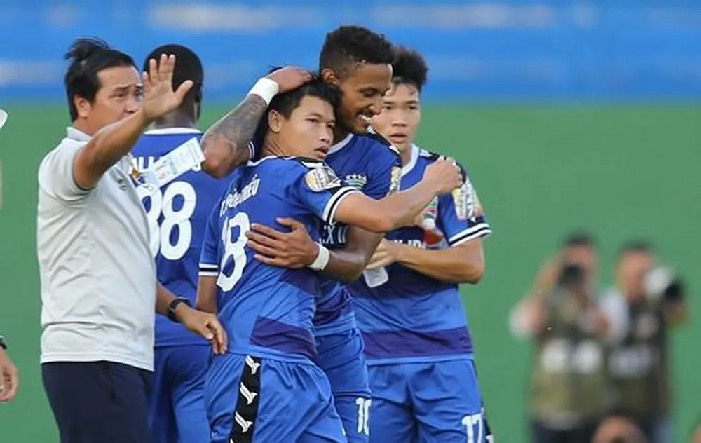 Thị trường chuyển nhượng giữa mùa: Không có “bom tấn” ảnh 2